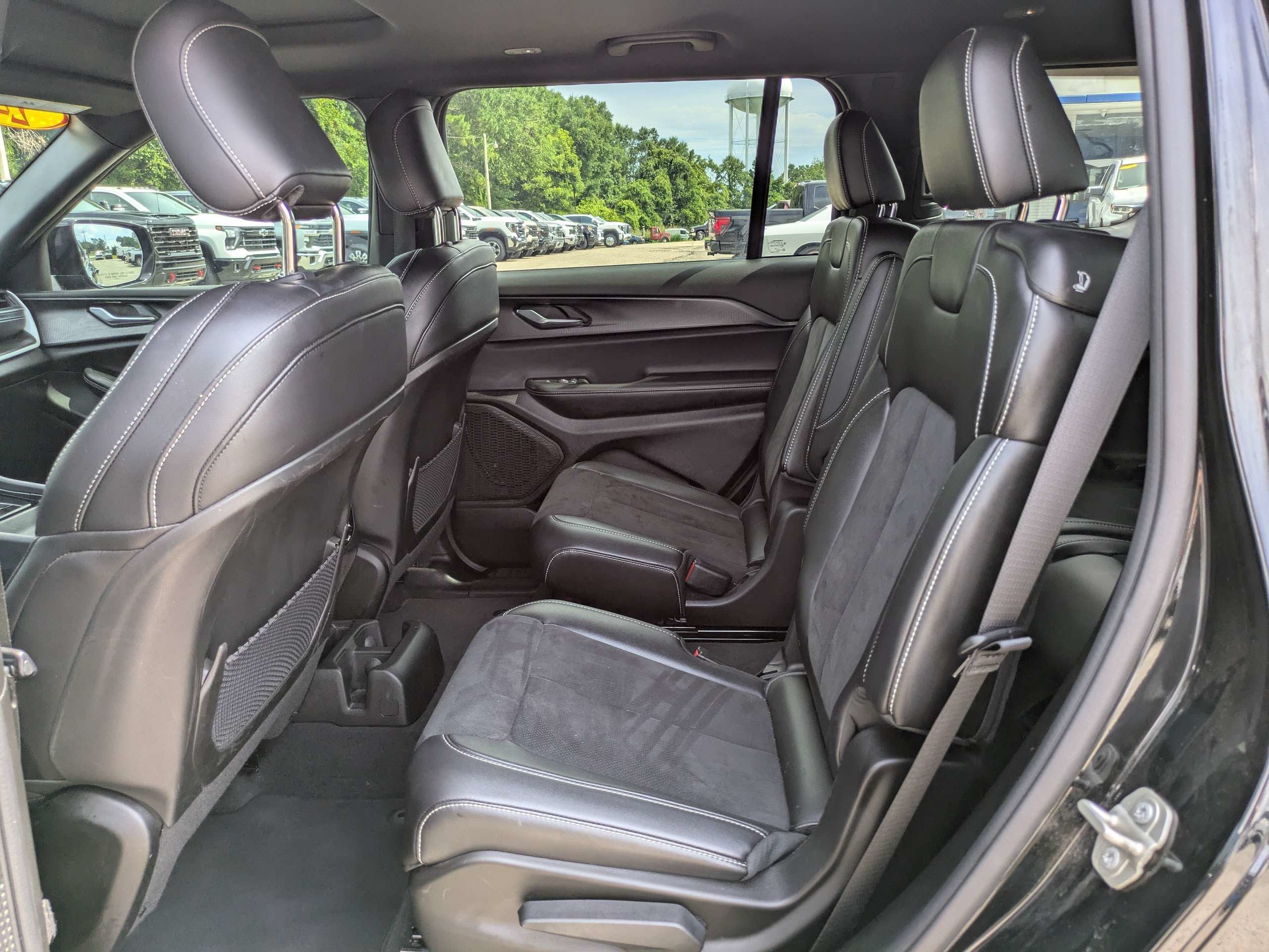 2024 Jeep Grand Cherokee L Altitude X 4x4