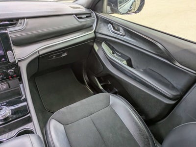 2024 Jeep Grand Cherokee L Altitude X 4x4