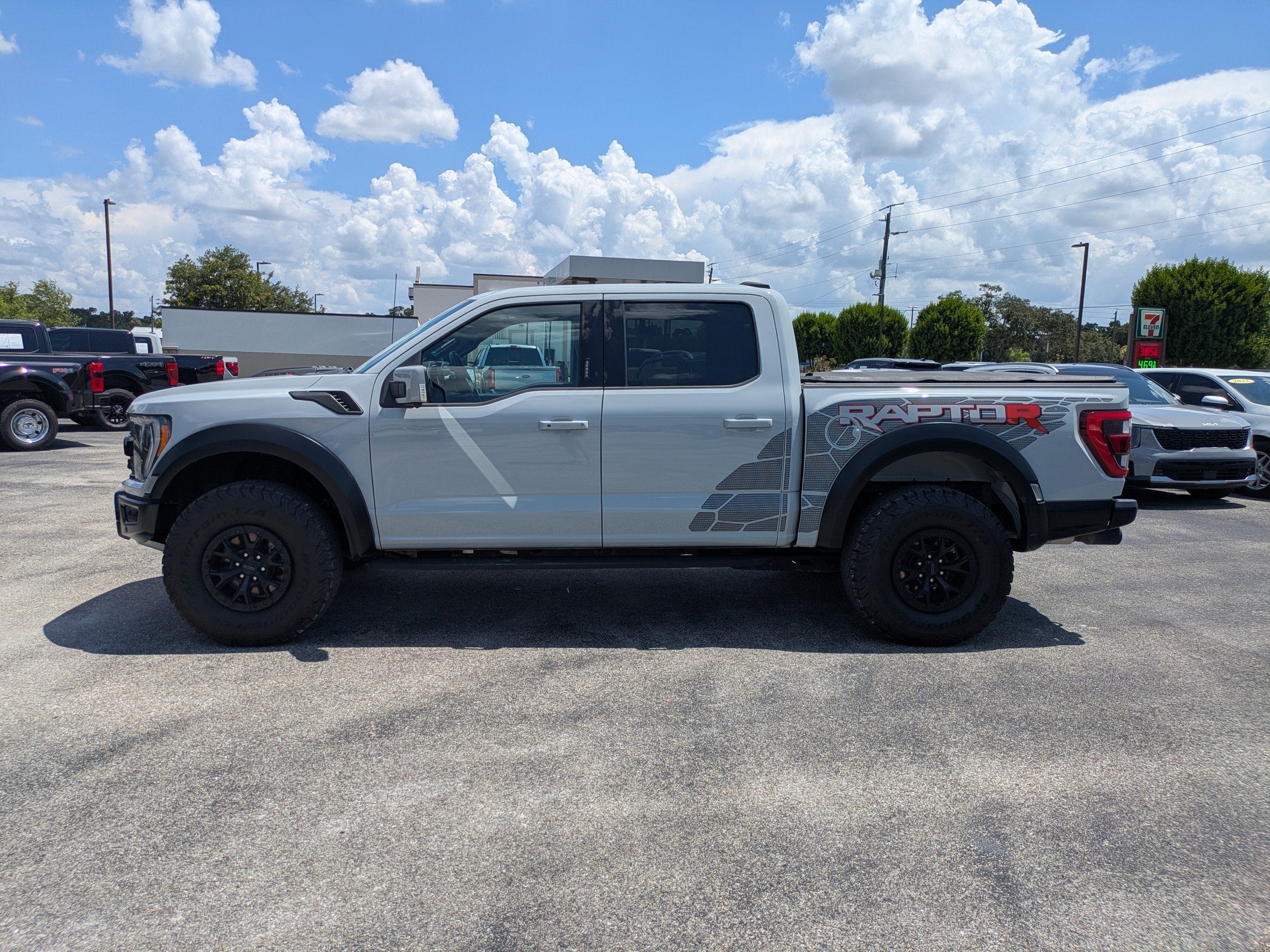 2023 Ford F-150 Raptor