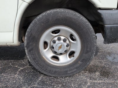 2005 Chevrolet Express Cargo 2500 Base