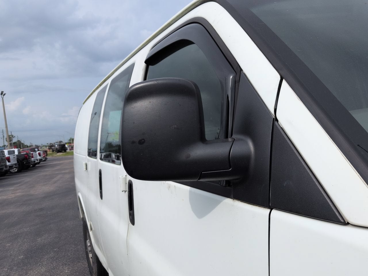 2005 Chevrolet Express Cargo 2500 Base