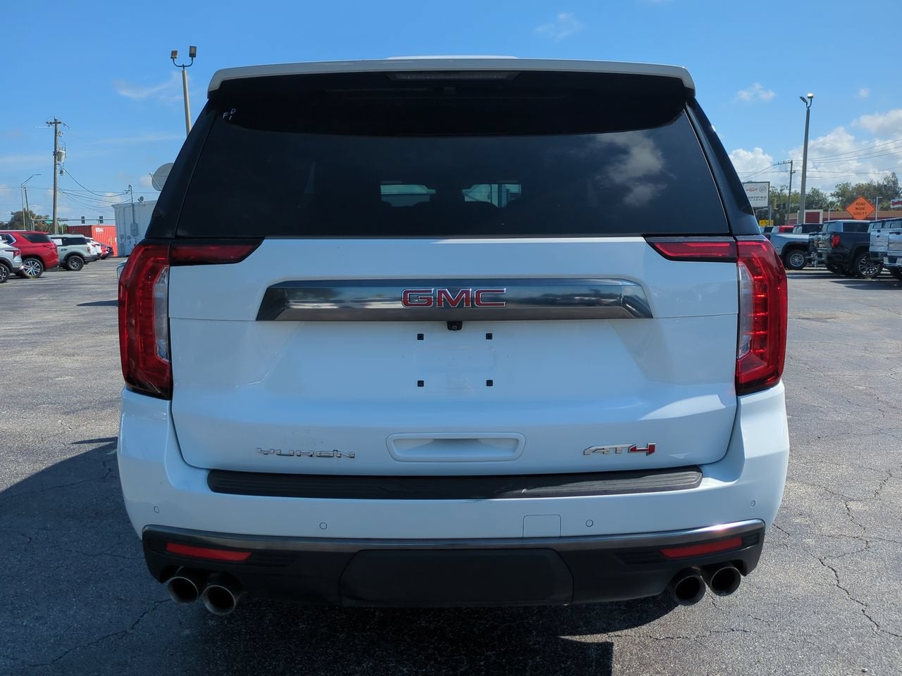 2024 GMC Yukon XL AT4
