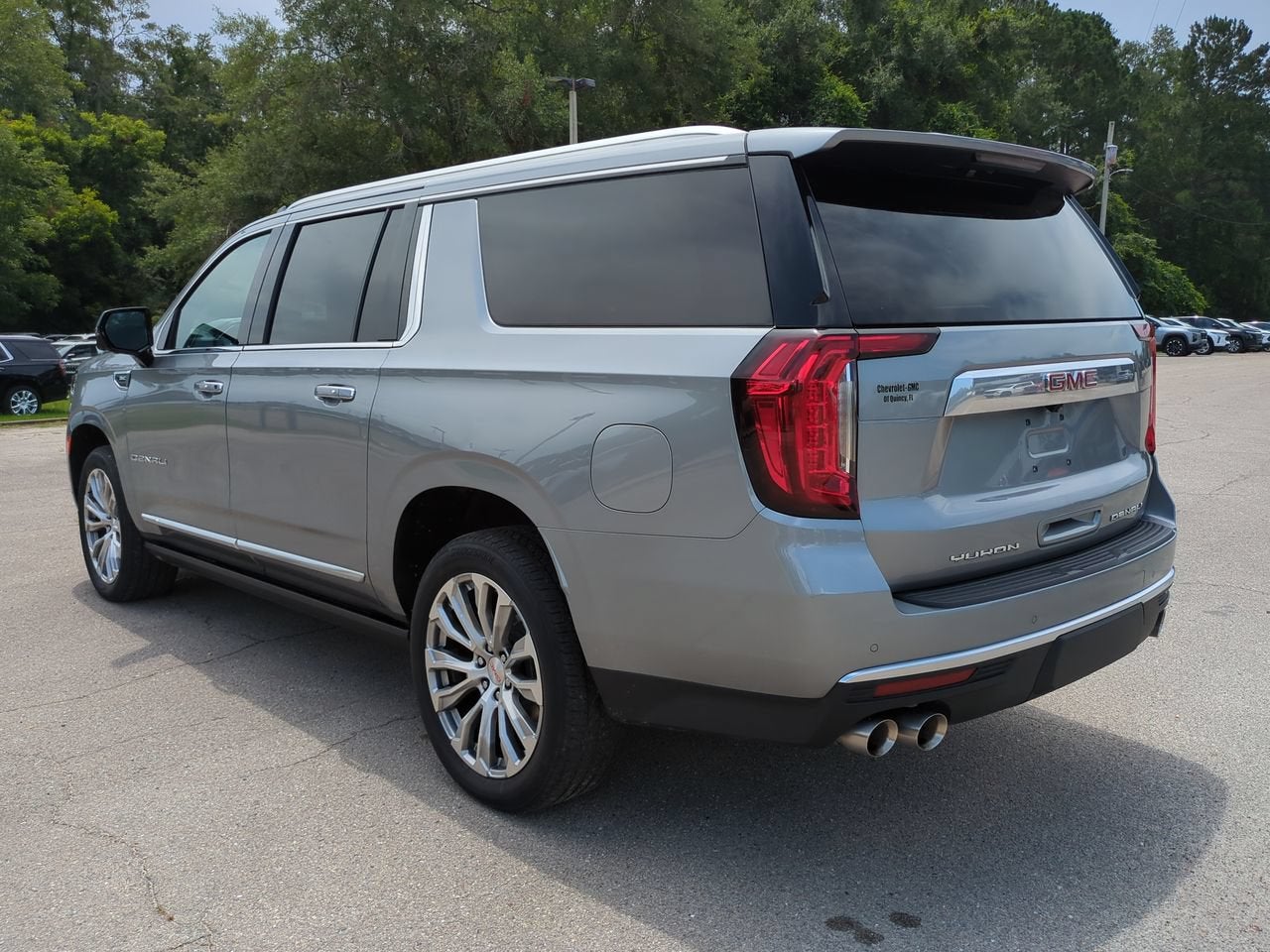 2023 GMC Yukon XL Denali