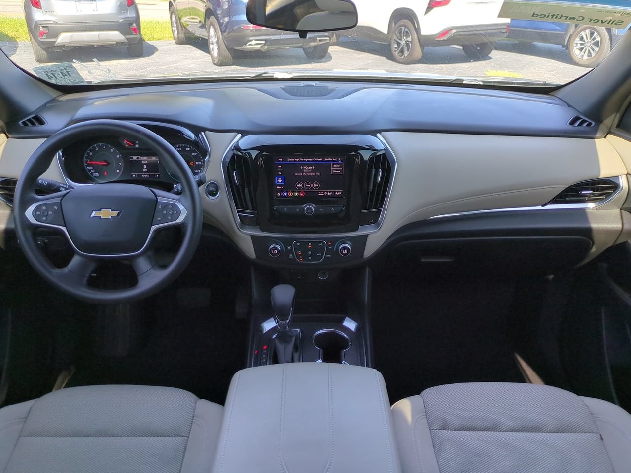 2023 Chevrolet Traverse LS