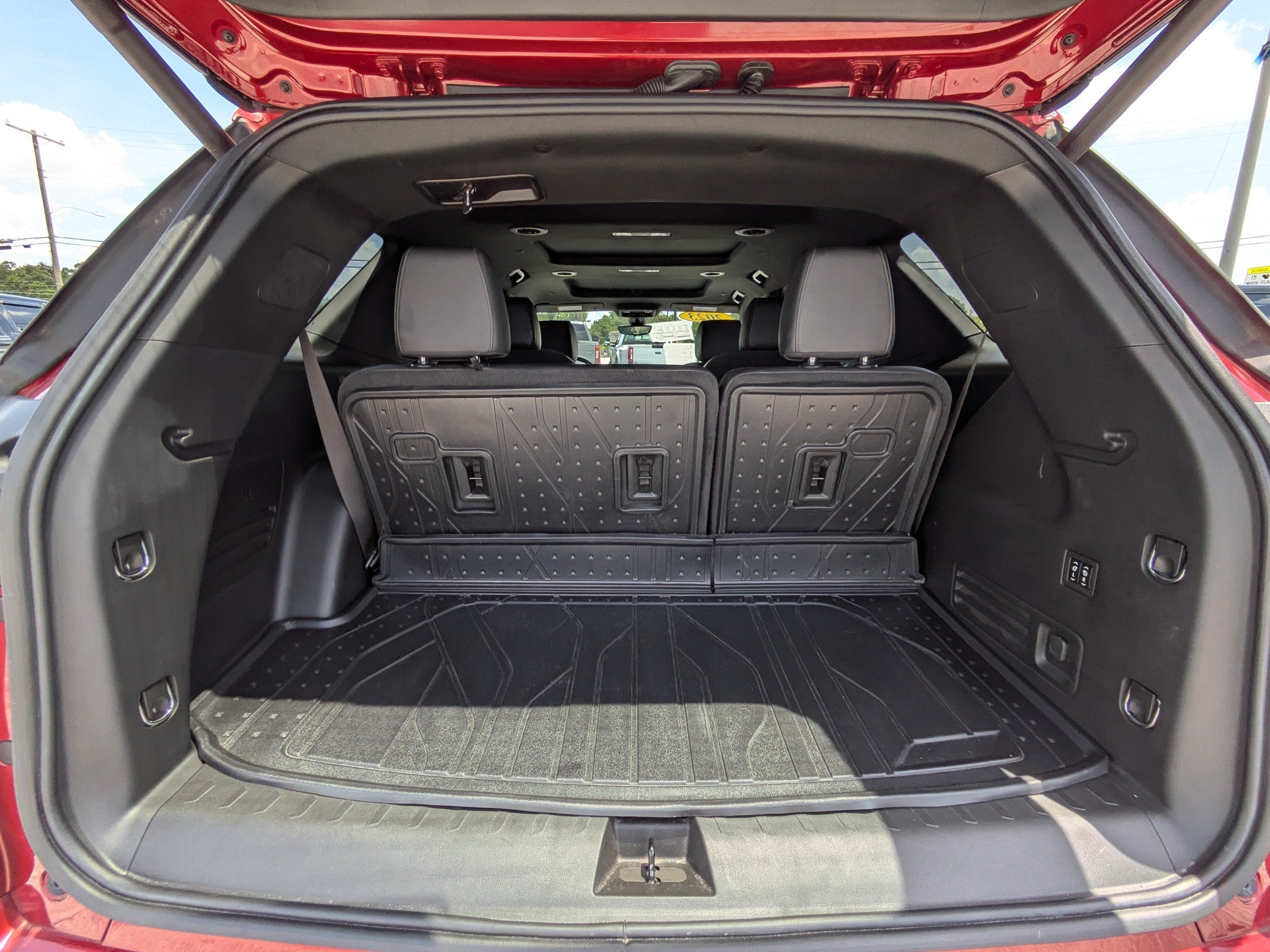 2023 Chevrolet Traverse High Country