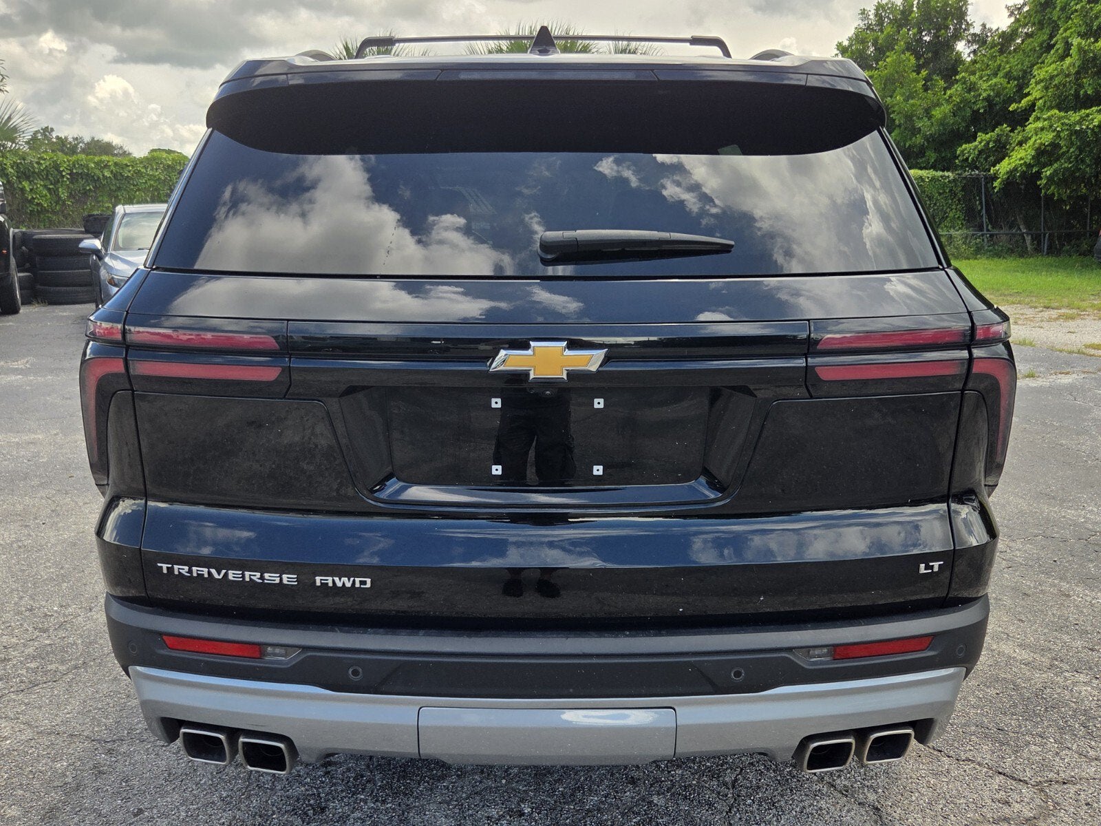 2024 Chevrolet Traverse LT