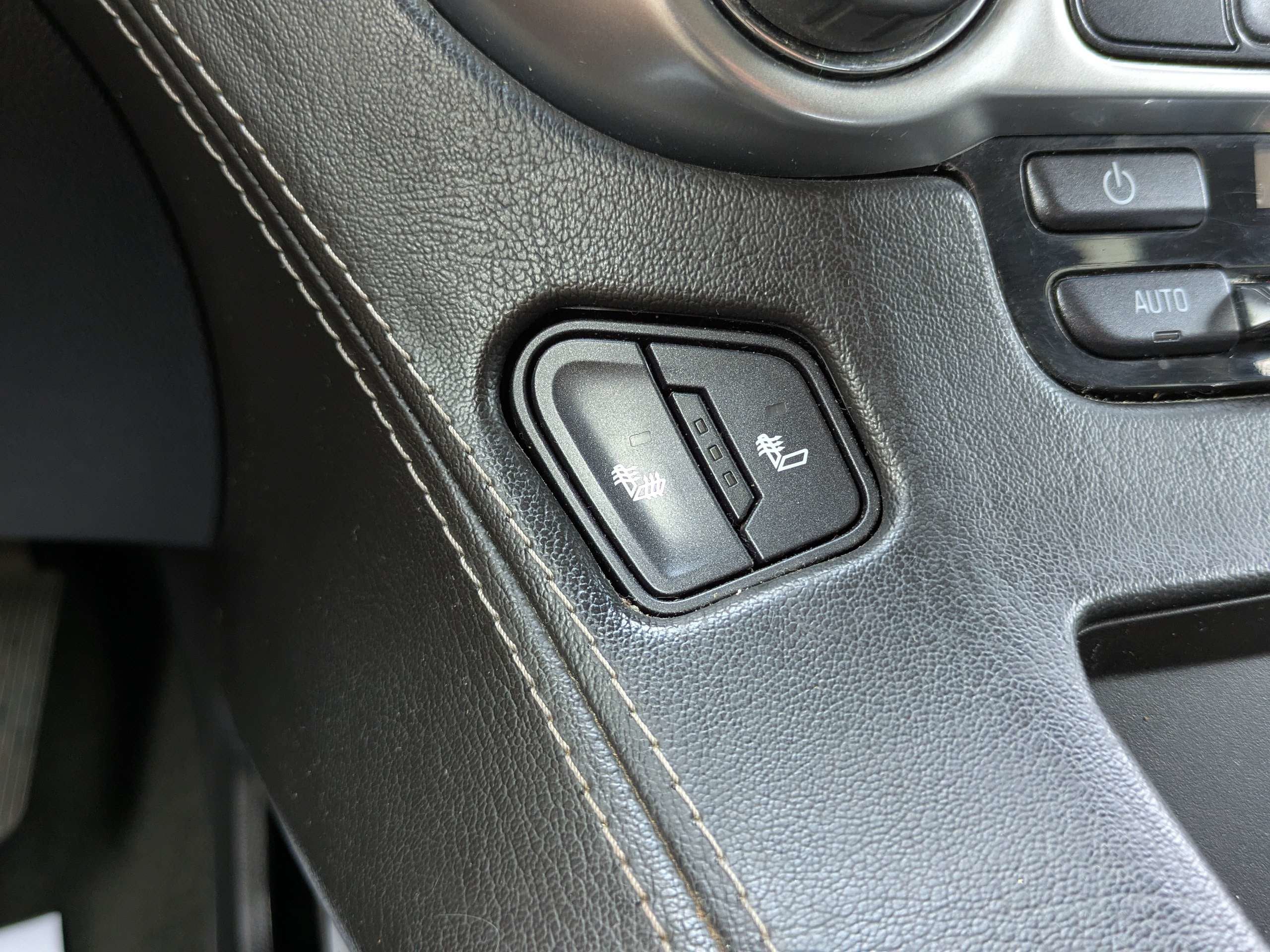 2015 Chevrolet Suburban LT