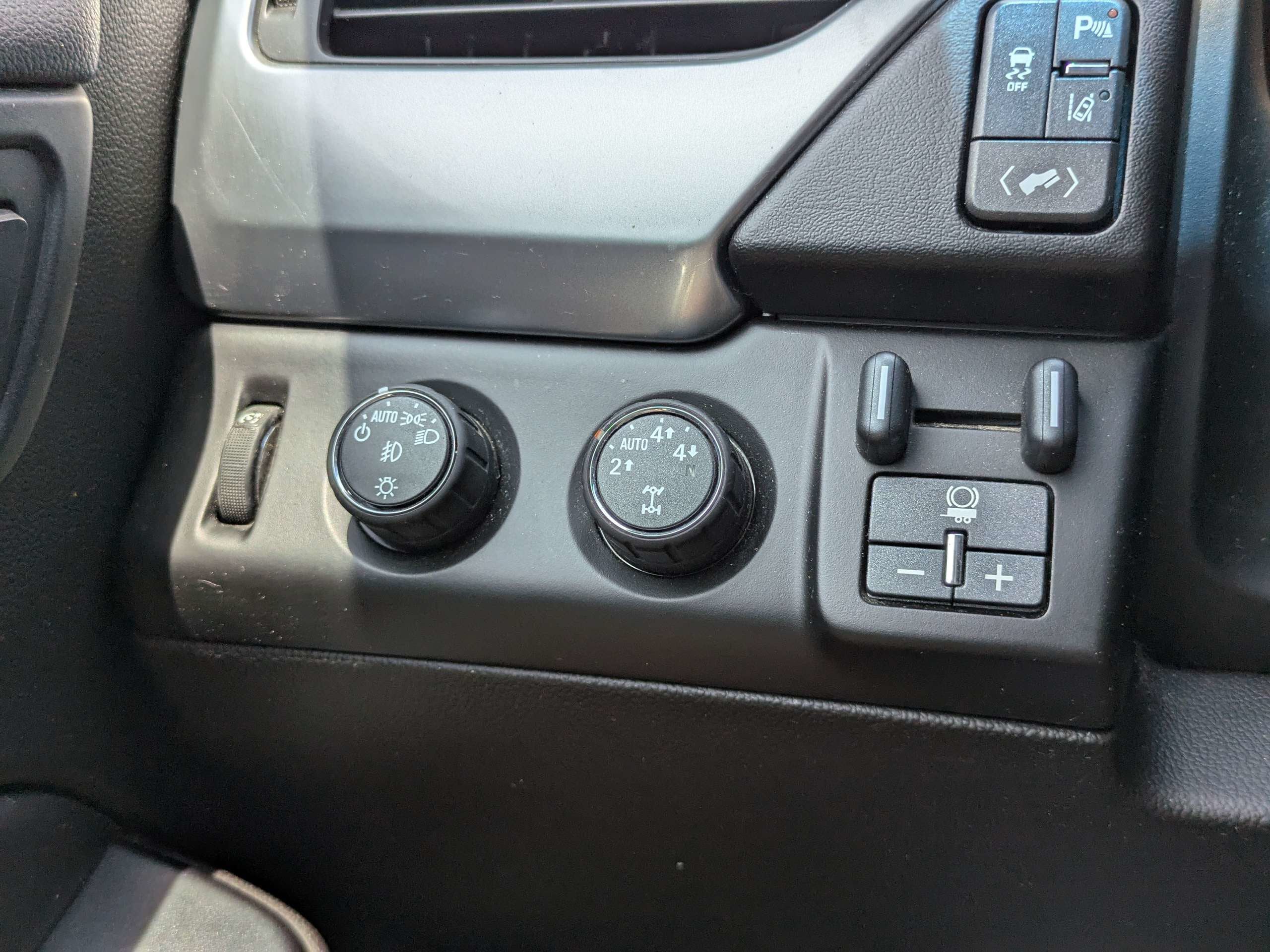 2015 Chevrolet Suburban LT