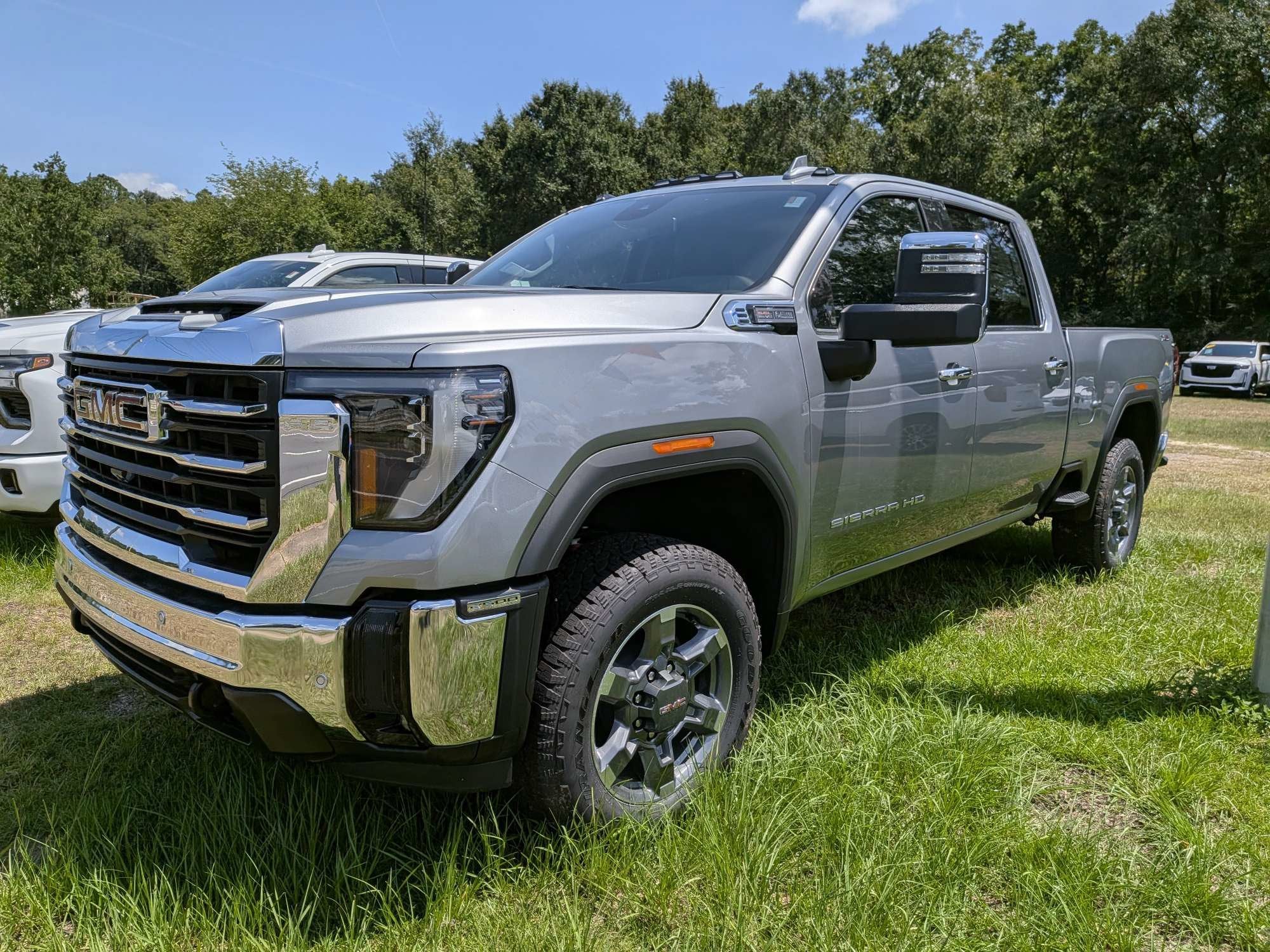 2026 GMC Sierra 2500 HD SLT