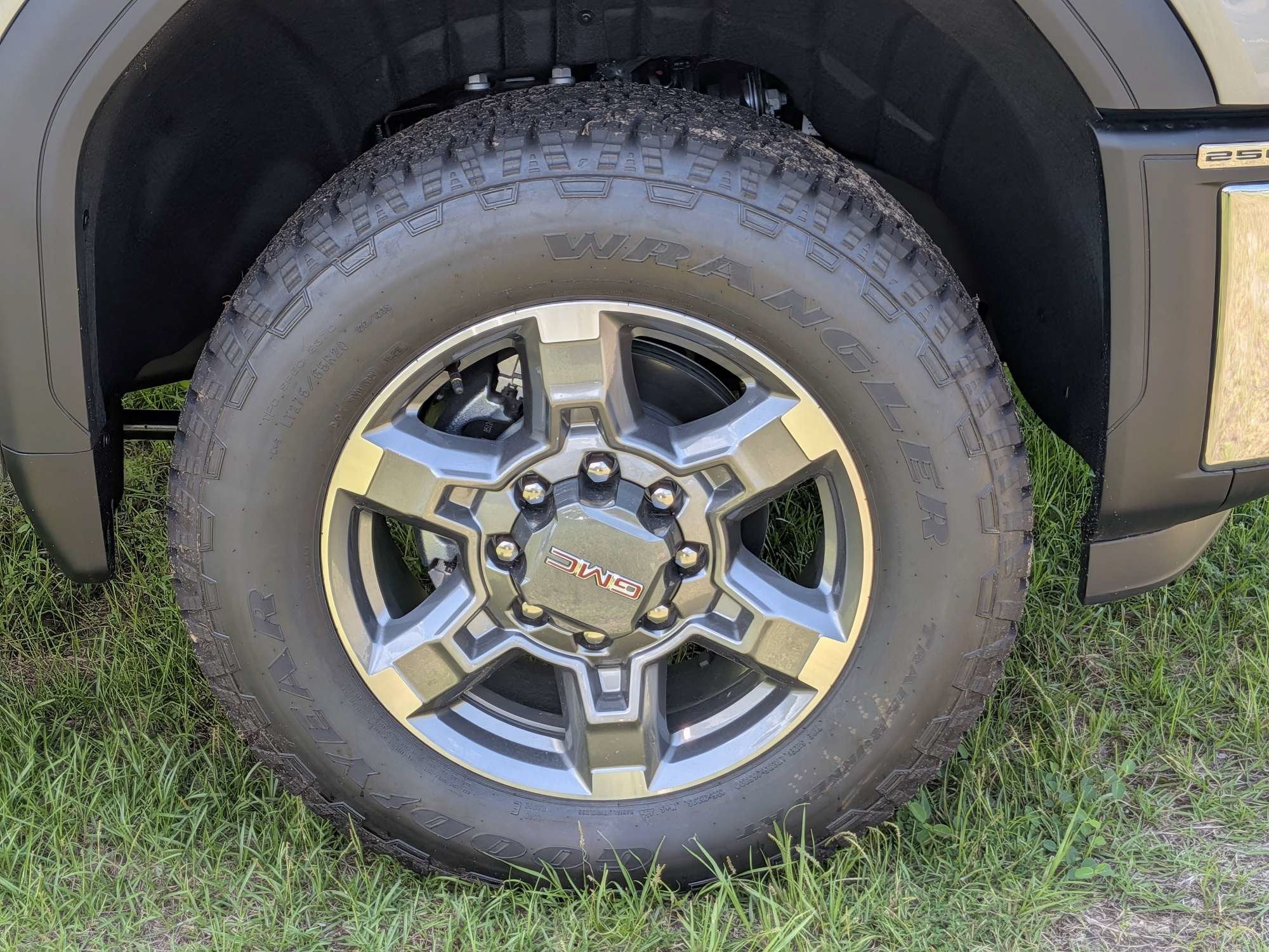 2026 GMC Sierra 2500 HD SLT