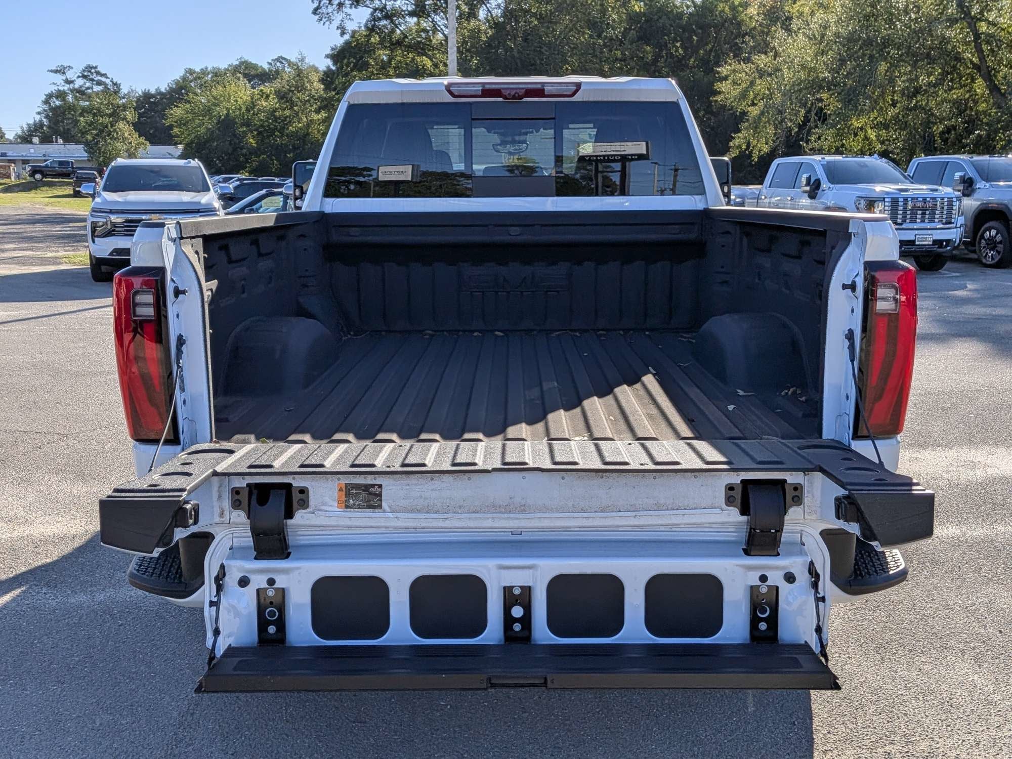 2026 GMC Sierra 2500HD Denali - Photo 13