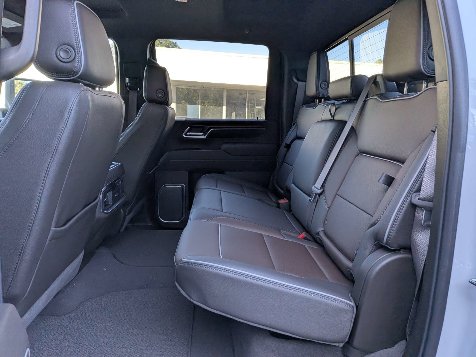 2026 GMC Sierra 2500HD Denali - Photo 14