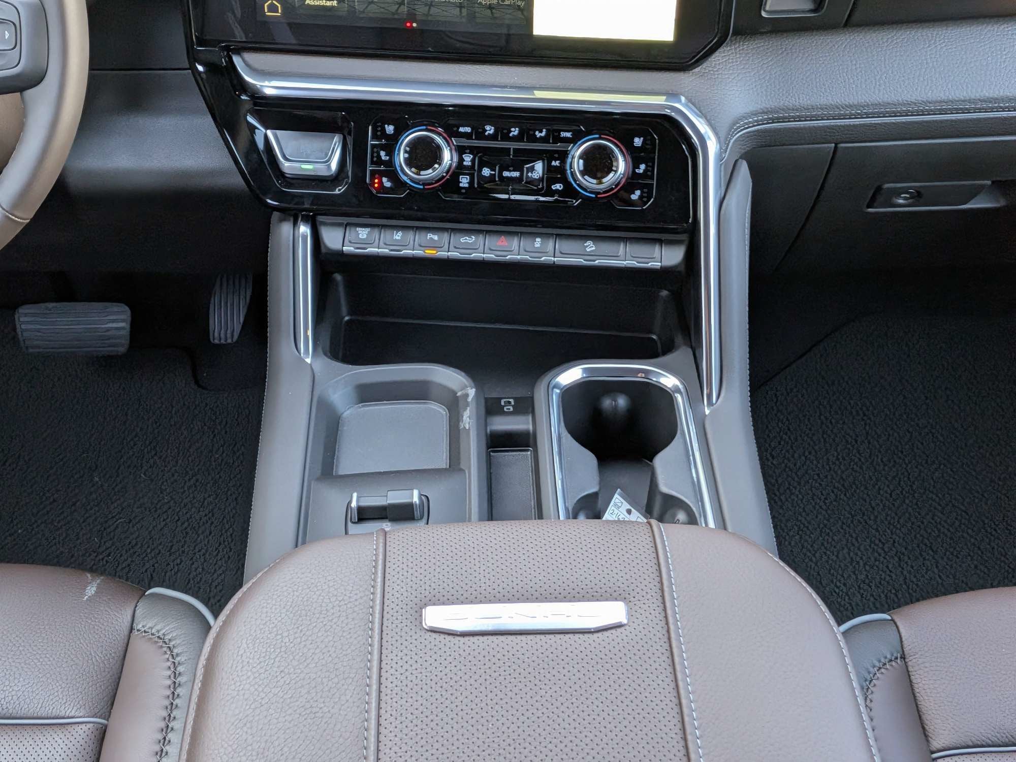 2026 GMC Sierra 2500HD Denali - Photo 19