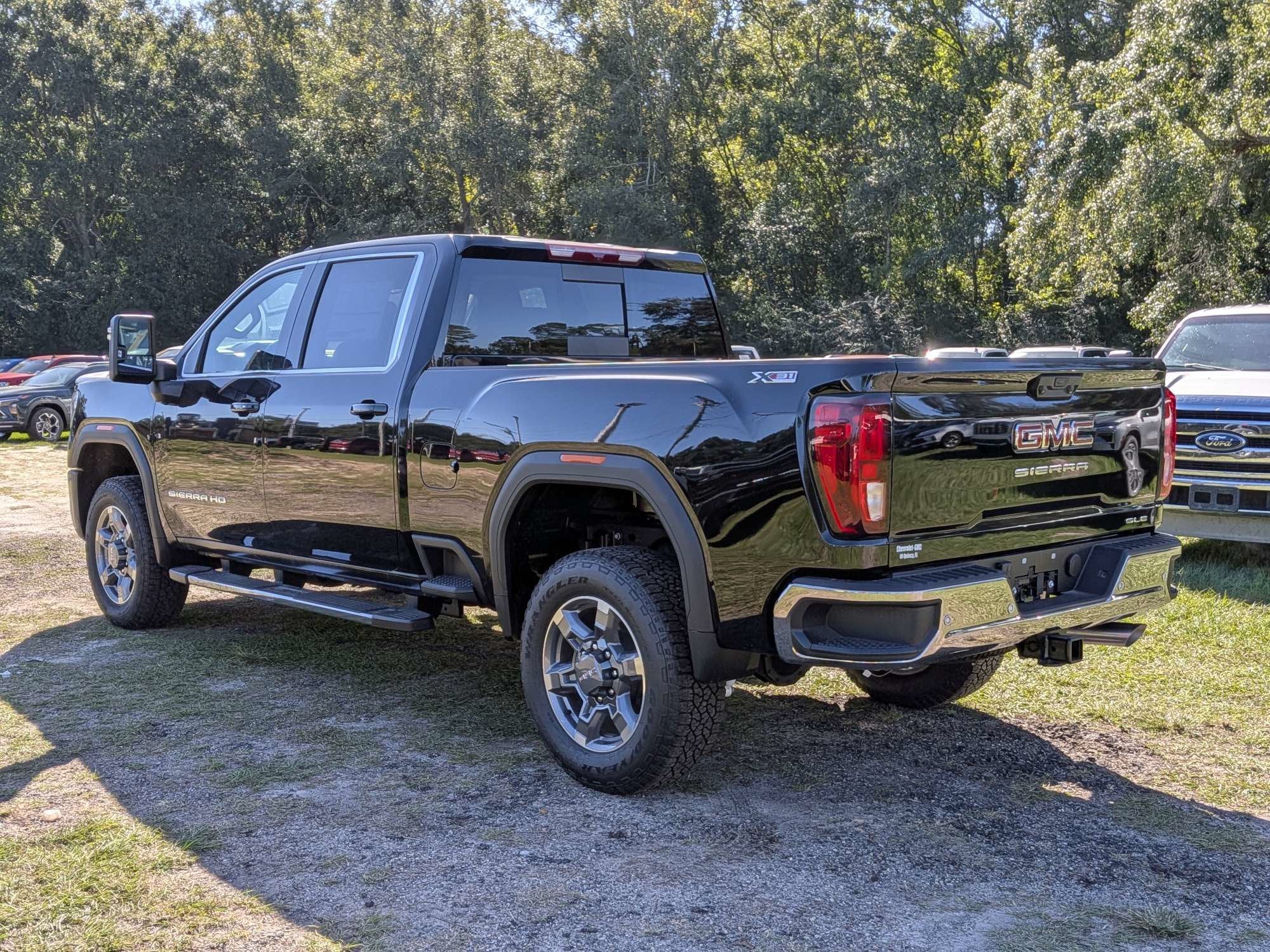 2026 GMC Sierra 3500 HD SLE