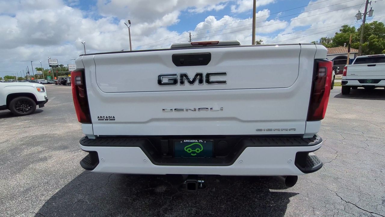 2026 GMC Sierra 3500 HD Denali Ultimate DRW