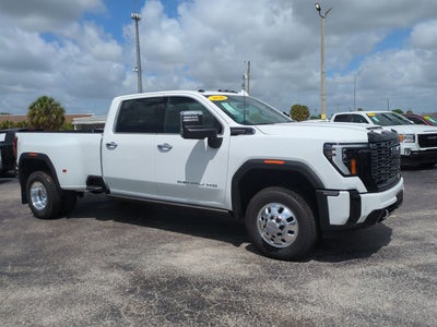 2026 GMC Sierra 3500 HD Denali Ultimate DRW