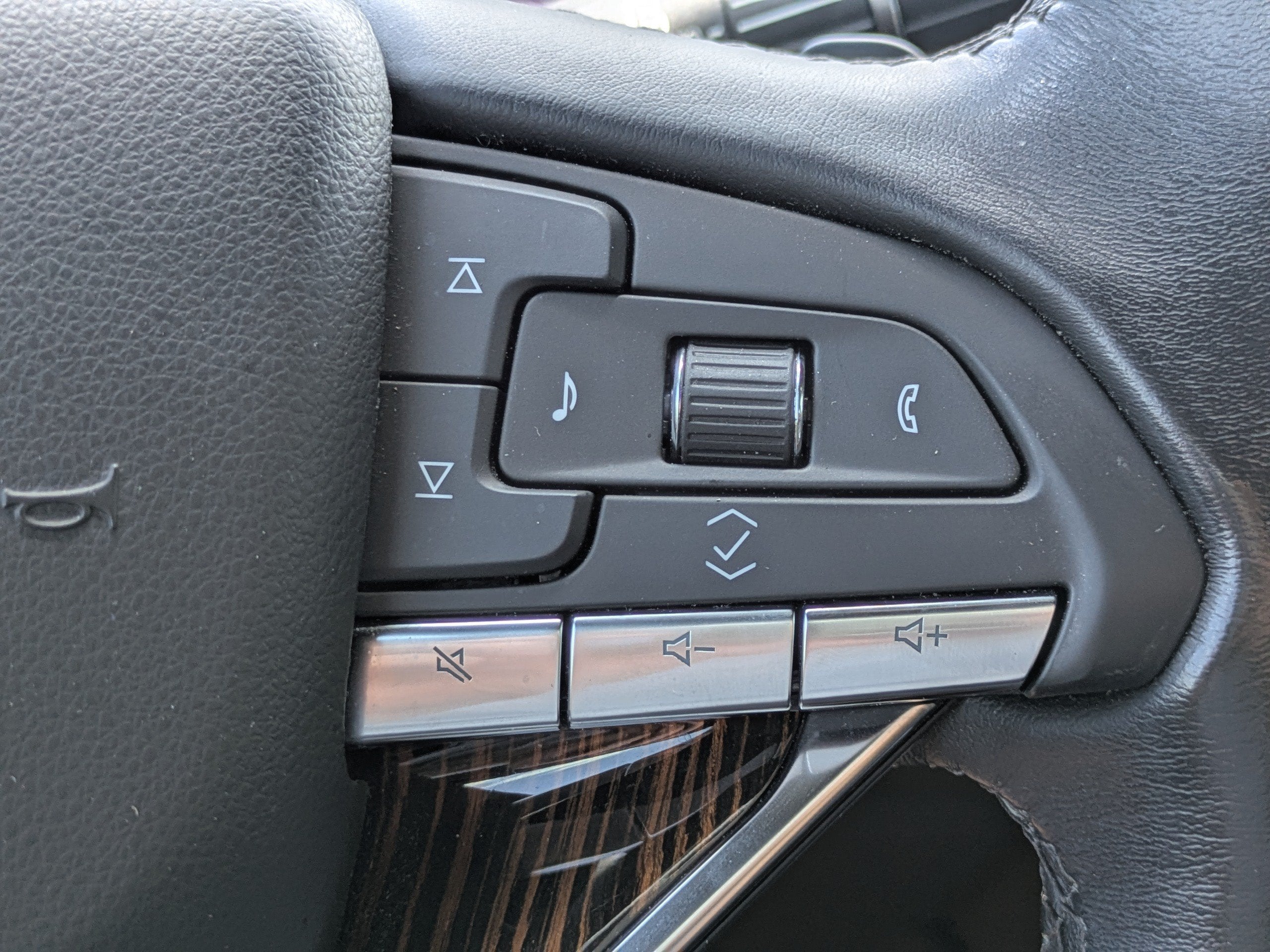 2022 Cadillac Escalade ESV Luxury