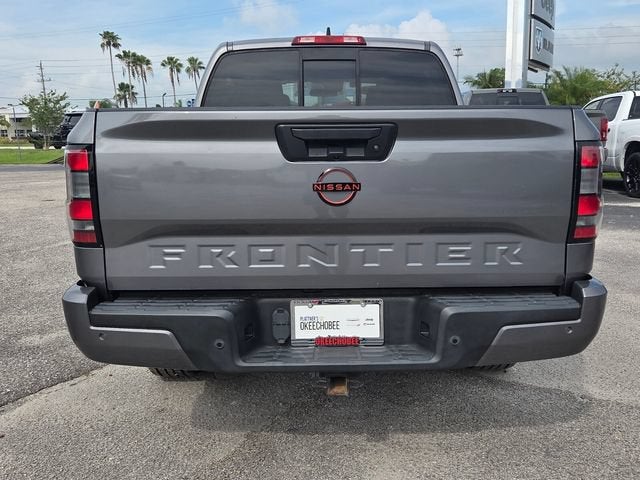 2022 Nissan Frontier Crew Cab SV 4x4