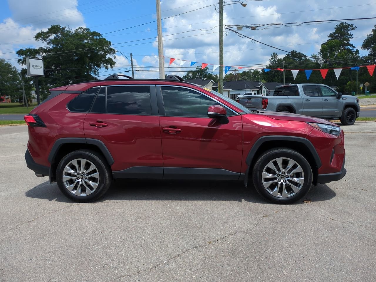 2024 Toyota RAV4 XLE Premium