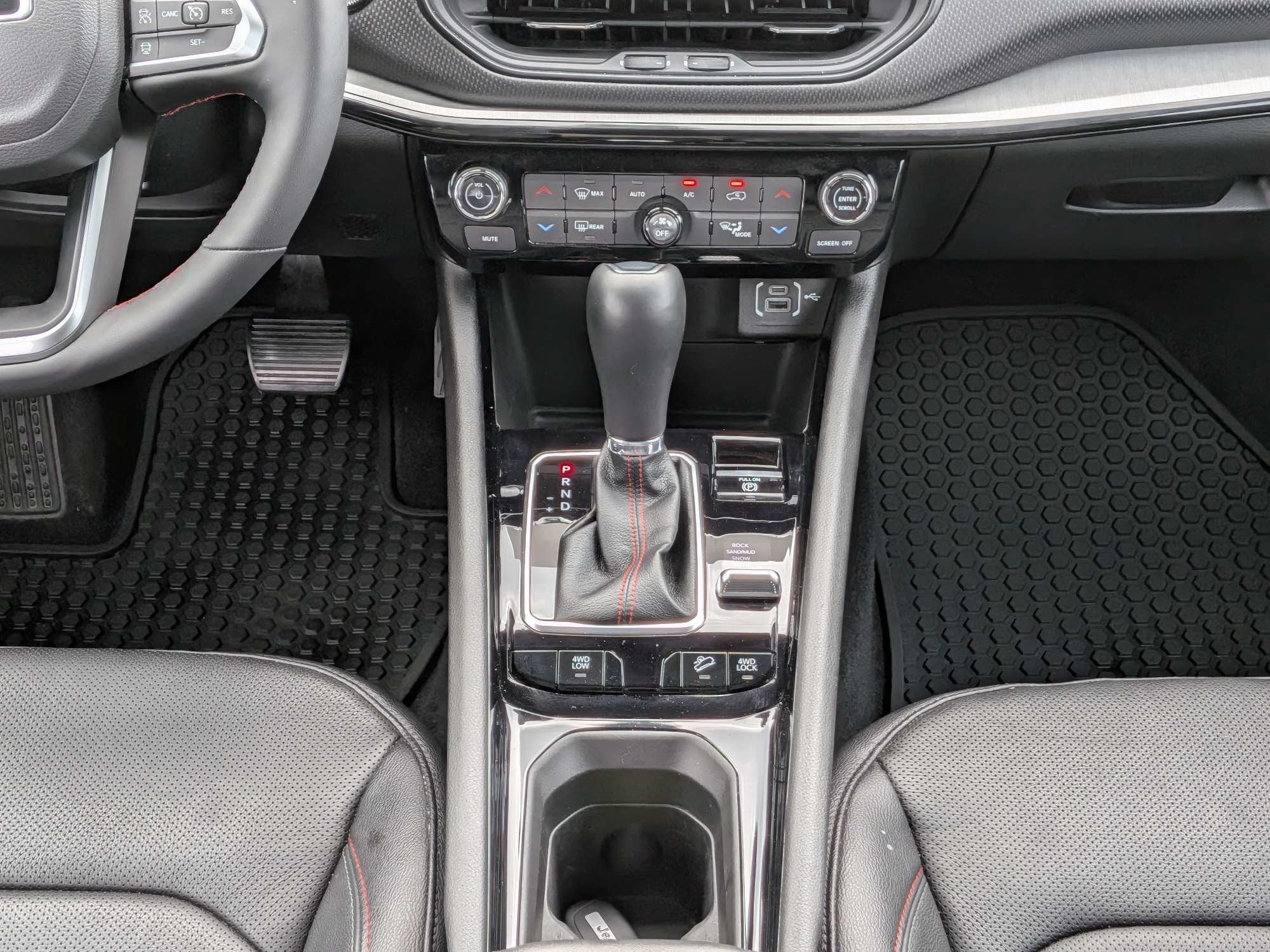 2025 Jeep Compass Trailhawk