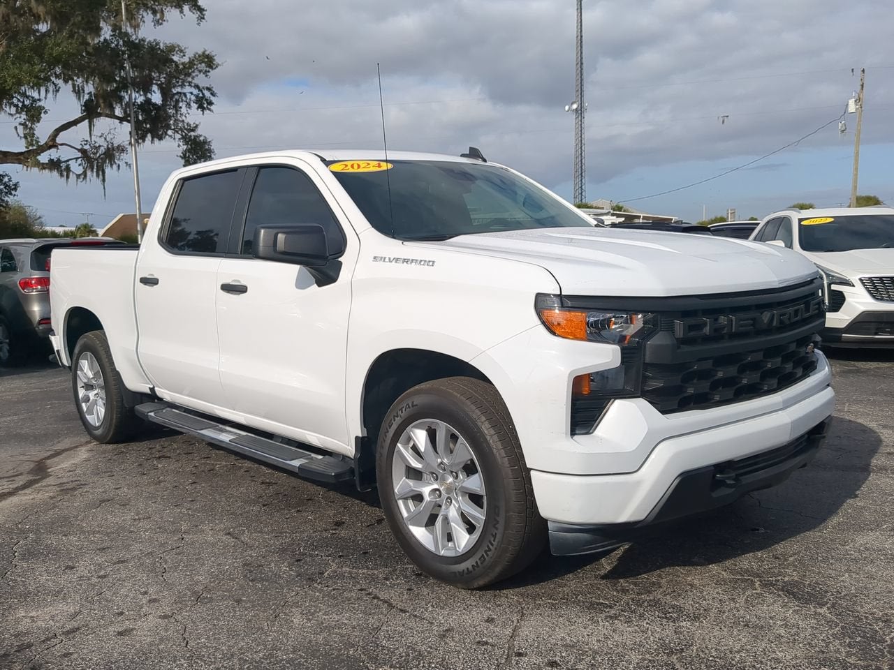 2024 Chevrolet Silverado 1500 Custom