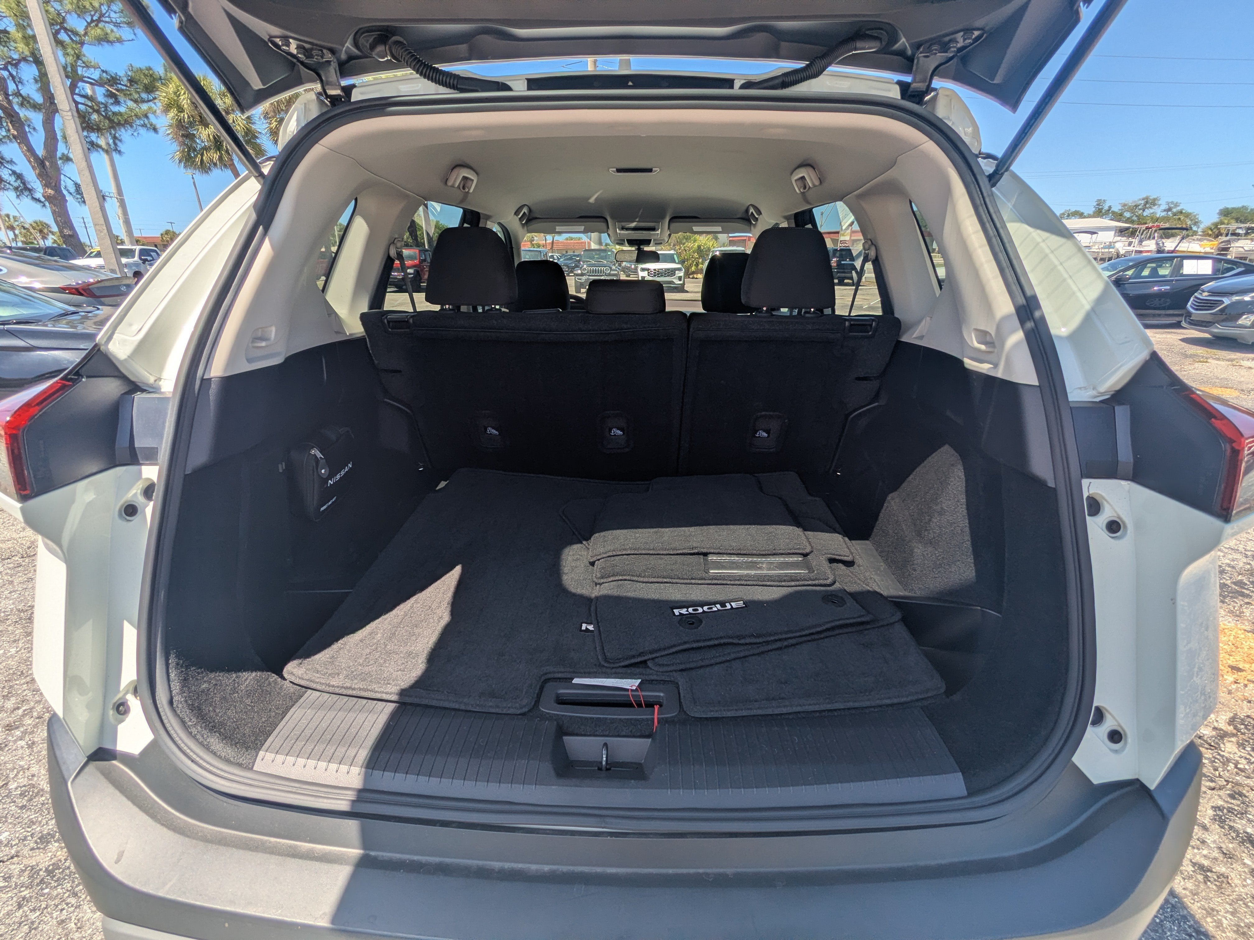2023 Nissan Rogue S Intelligent AWD