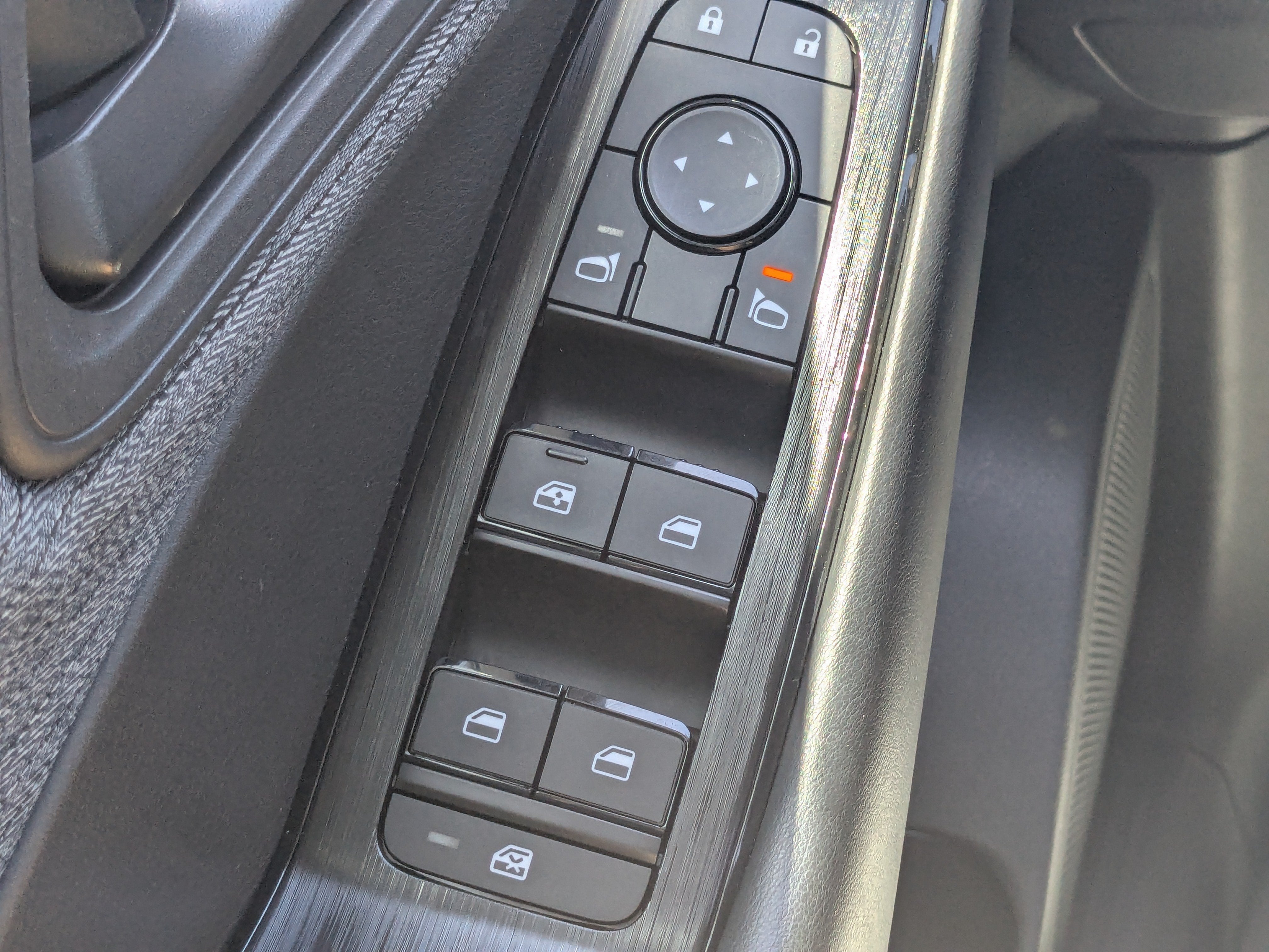 2023 Nissan Rogue S Intelligent AWD