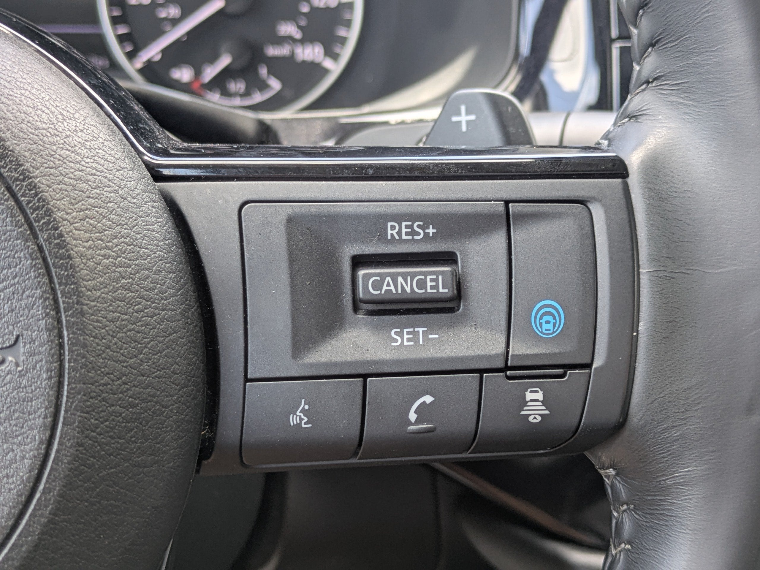 2023 Nissan Pathfinder Platinum 4WD